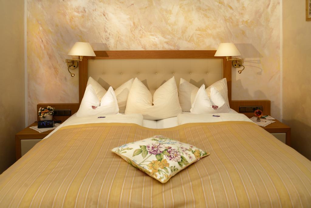 Hotel Krone Igelsberg Φρόιντενσταντ Εξωτερικό φωτογραφία