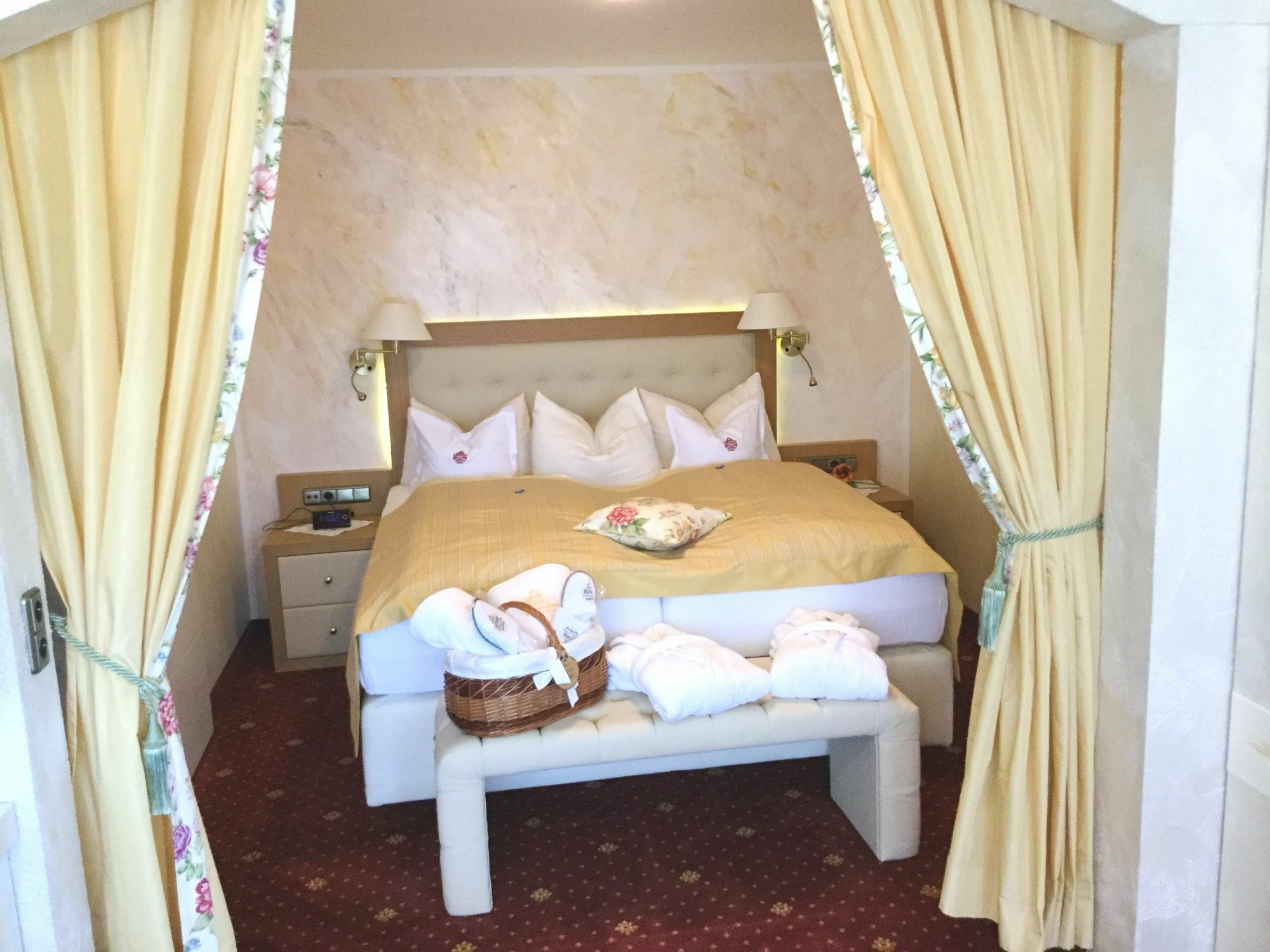 Hotel Krone Igelsberg Φρόιντενσταντ Εξωτερικό φωτογραφία